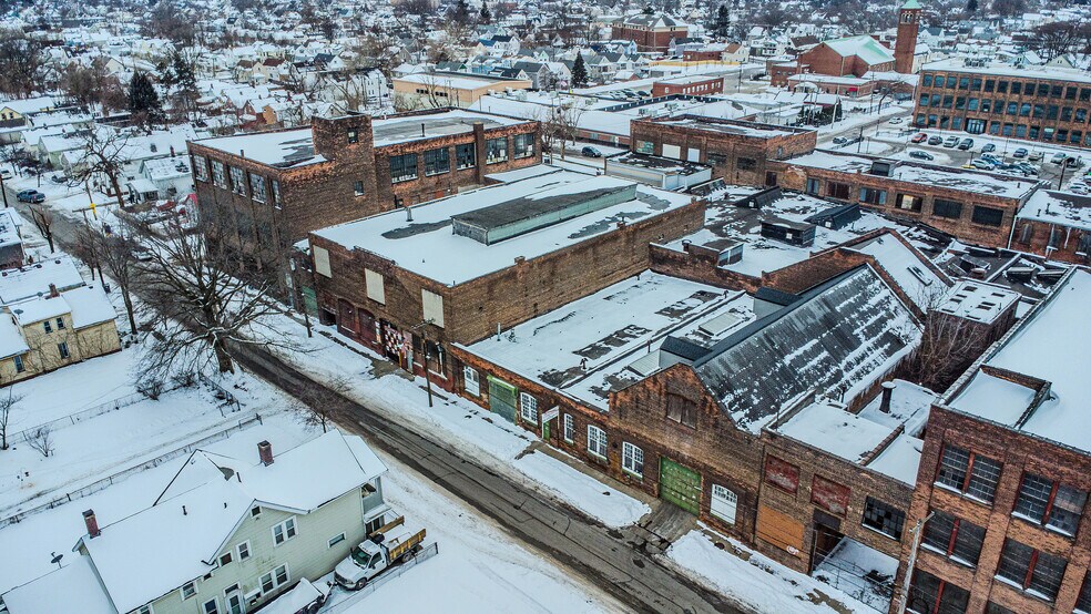More Photos Of 3155 W 33rd St, Cleveland Warehouse For Sale