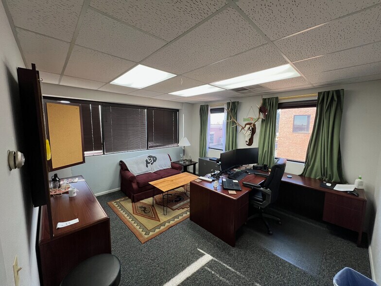 More Photos Of 19029 E Plaza Dr, Parker Unknown For Lease