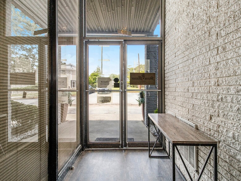 More Photos Of 3113 Stone Mountain St, Lithonia Storefront Retail Office For Sale