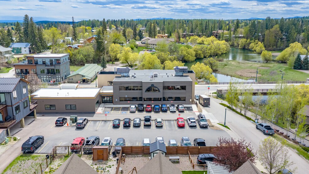 More Photos Of 100 2nd St E, Whitefish Office For Sale