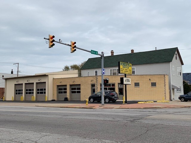 Primary Photo Of 724 151st St, East Chicago Auto Repair For Sale