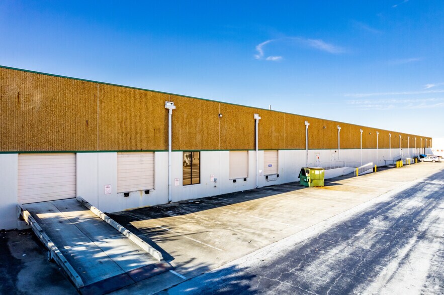 More Photos Of 2400 Sand Lake Rd, Orlando Unknown For Lease