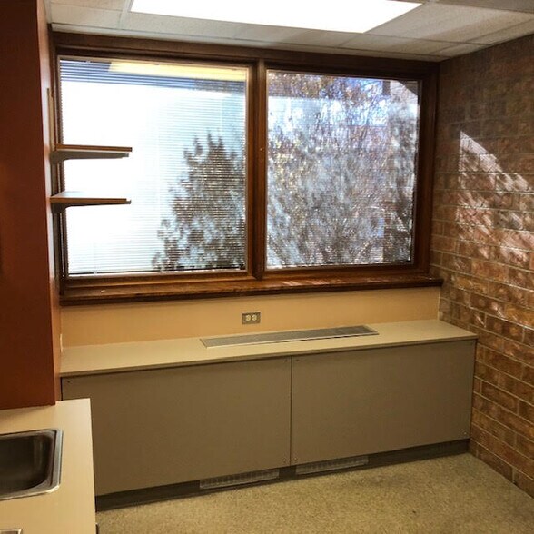 More Photos Of 4700 E Iliff Ave, Denver Medical For Sale