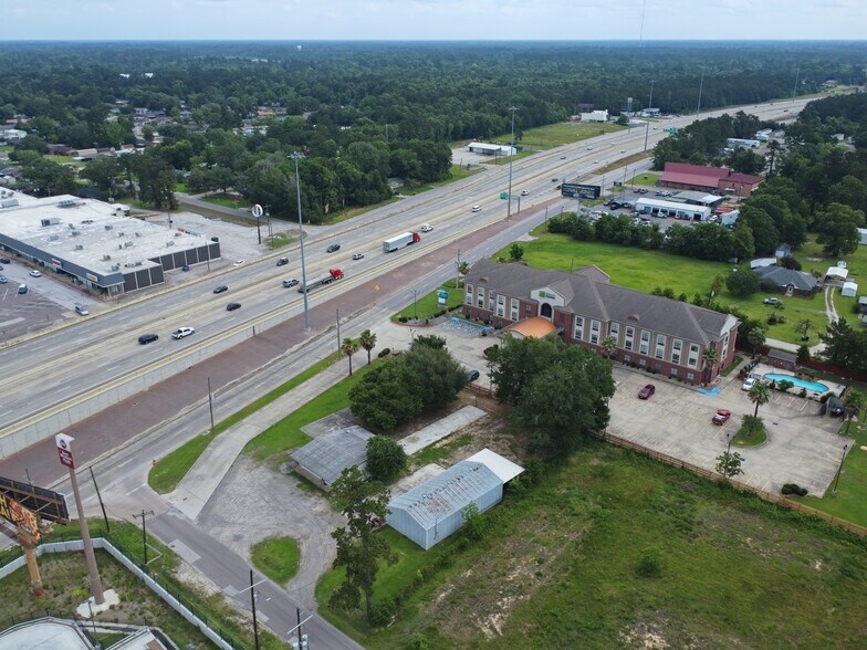 More Photos Of 590 Wilson St, Vidor Light Manufacturing For Sale