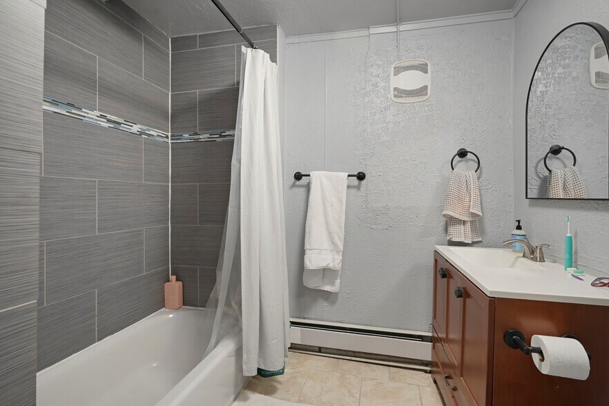 More Photos Of 1736 N Washington St, Denver Multifamily For Sale