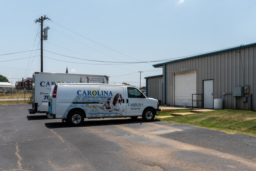More Photos Of 5211 Union Rd., Gastonia Warehouse For Sale