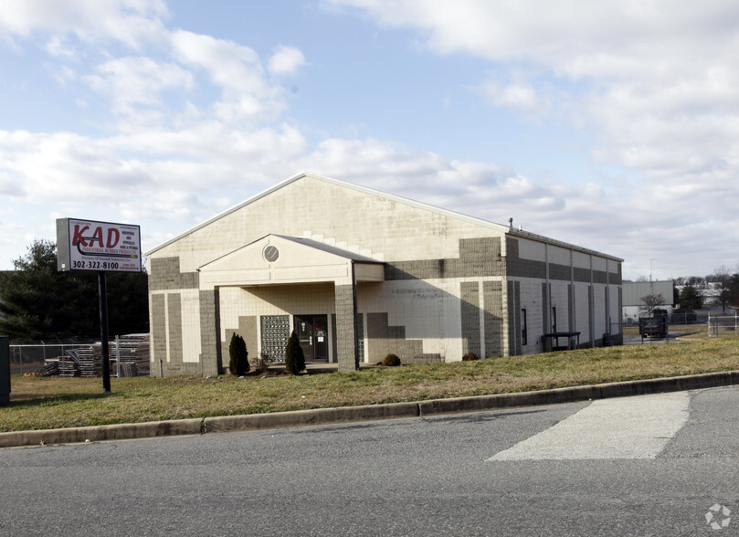 Primary Photo Of 115 Quigley Blvd, New Castle Warehouse For Lease