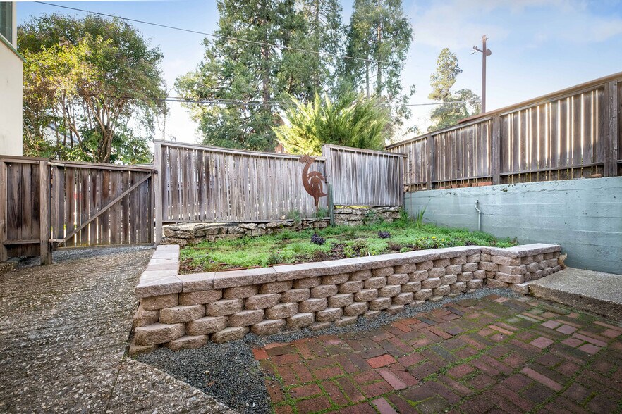 More Photos Of 246 S Church St, Grass Valley Specialty For Sale