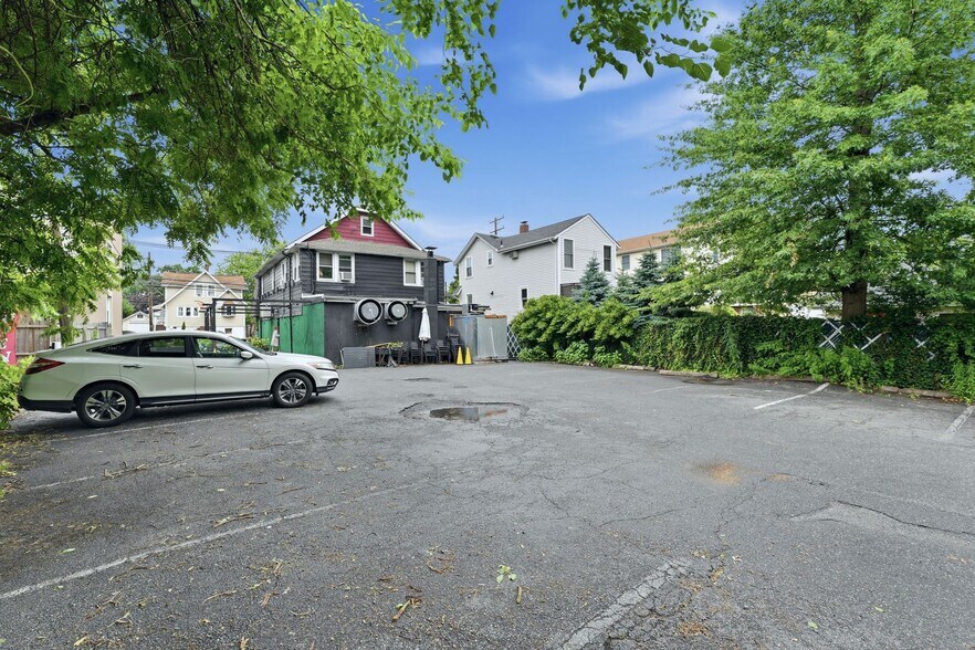 More Photos Of 35 Moonachie Rd, Moonachie Storefront Retail Residential For Sale