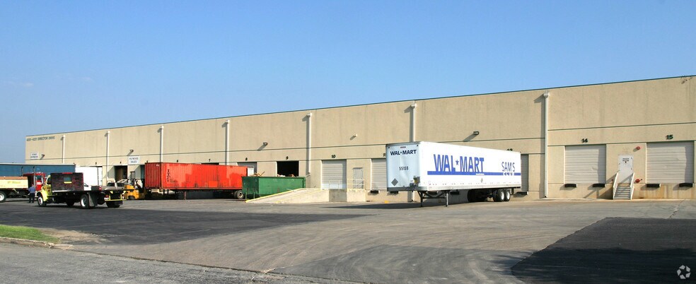 More Photos Of 4201-4221 Director Dr, San Antonio Warehouse For Lease
