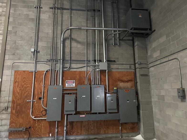 More Photos Of 5 Pruyn's Island Dr, Glens Falls Unknown For Lease