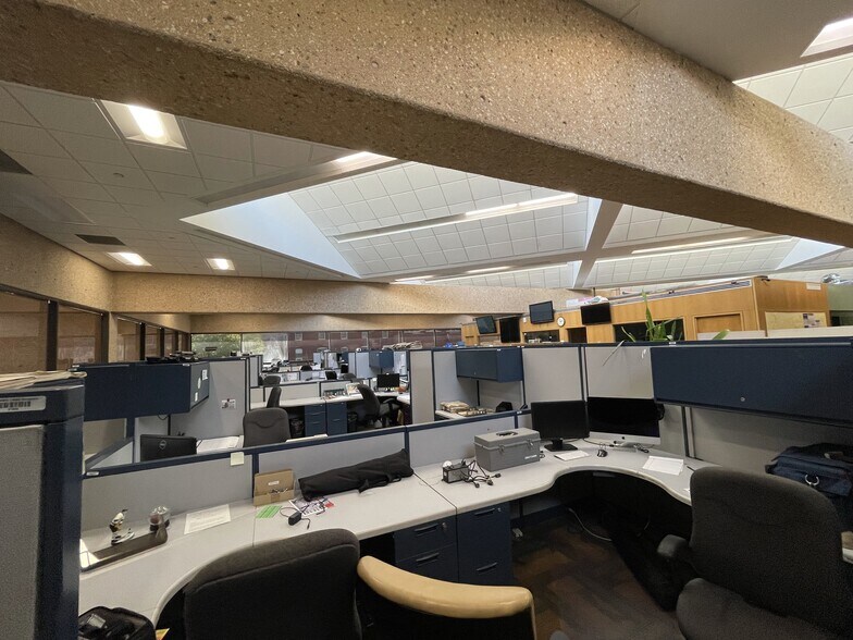 More Photos Of 100 Summit Ave, Hagerstown Office For Sale