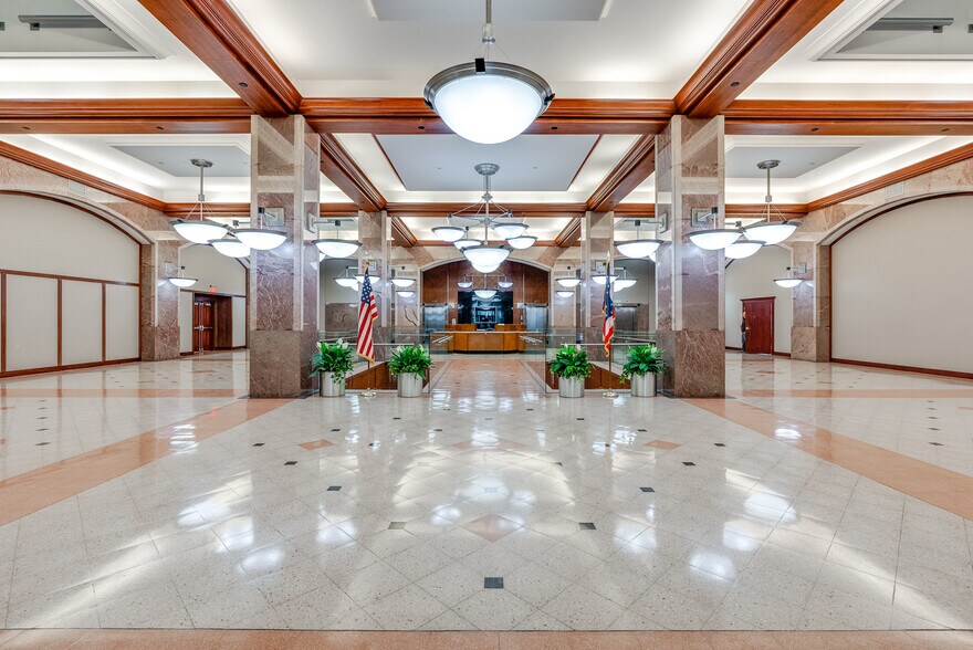 More Photos Of 222 S Main St, Akron Office For Sale