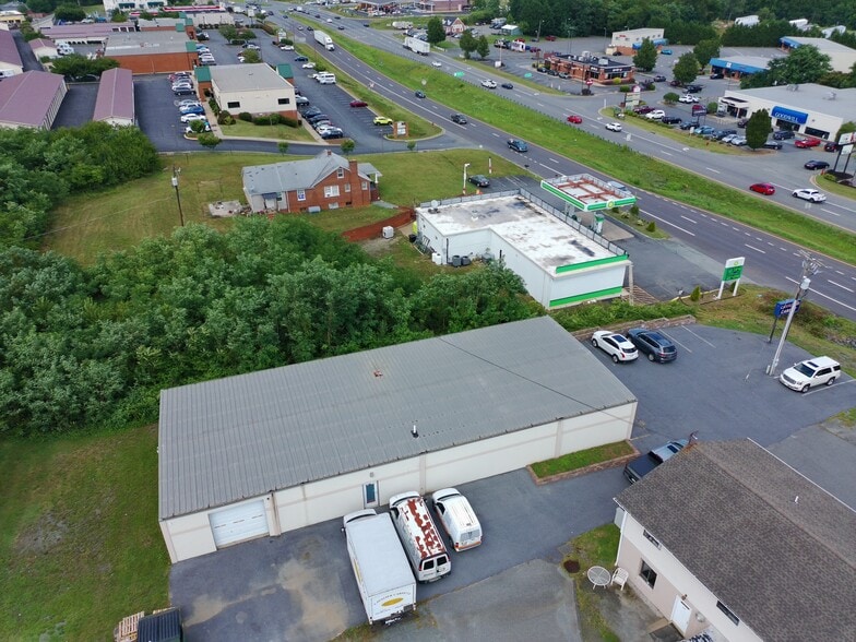 More Photos Of 8707 S Seminole Trl, Ruckersville Freestanding For Sale
