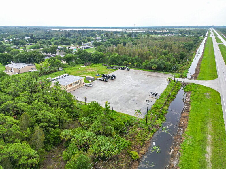 More Photos Of 16070 Tamiami Trl, Punta Gorda Industrial For Sale