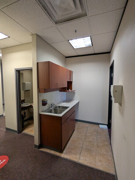 More Photos Of 8010 Saba Rd, Richmond Storefront Retail Office For Lease