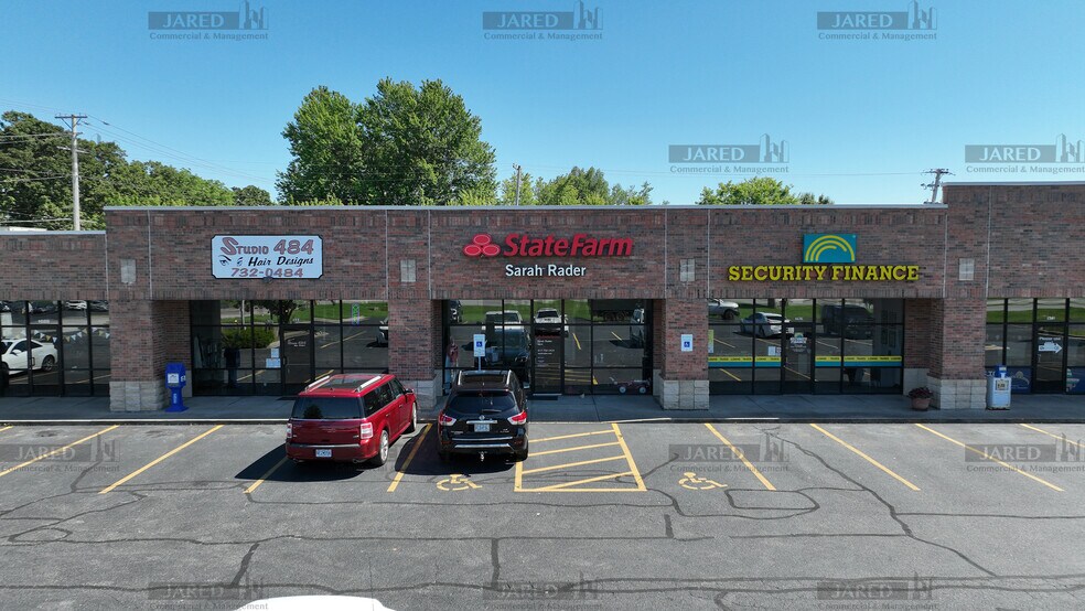 More Photos Of 1600-1694 US Highway 60 E, Republic Storefront Retail Office For Lease