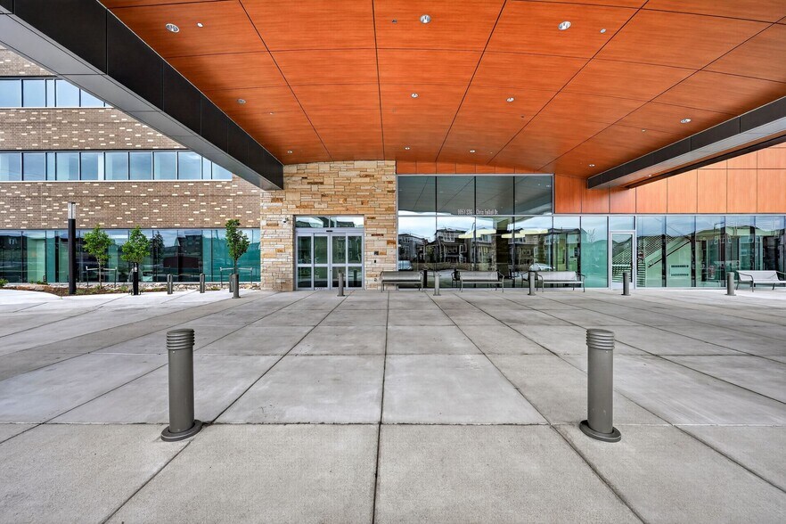 More Photos Of 9051 SSG Chris Falkel Dr, Highlands Ranch Medical For Lease