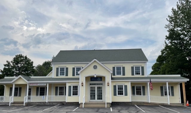 Primary Photo Of 568 Main St, Fryeburg Medical For Sale