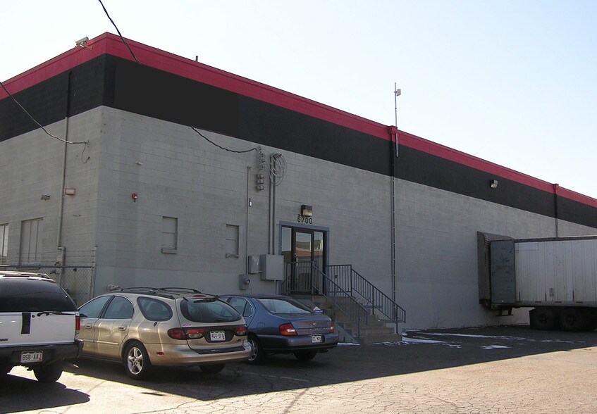More Photos Of 6700 E 44th Ave, Denver Warehouse For Sale