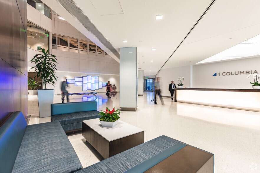 More Photos Of 401 W A St, San Diego Office For Lease