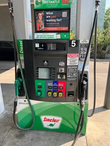 More Photos Of 8170 W 80th Ave, Arvada Service Station For Sale