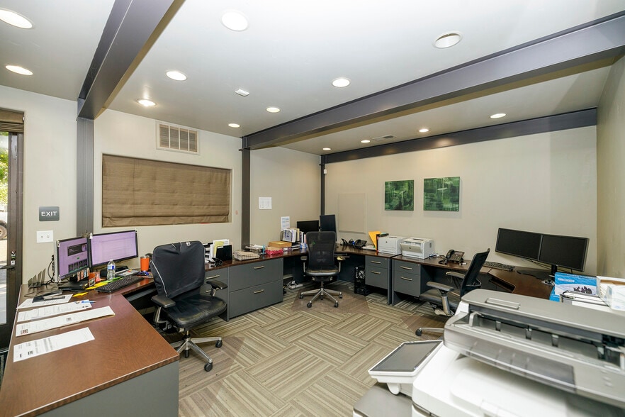 More Photos Of 213 C St, Turlock Industrial For Sale
