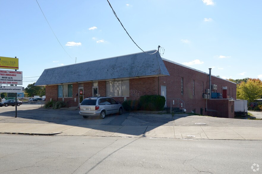 Primary Photo Of 136 Silver Lake Ave, Providence Warehouse For Lease