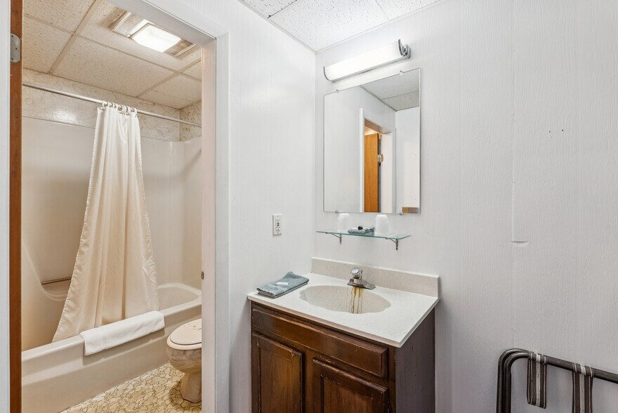 More Photos Of 1132 S Main St, Bryant Pond Hotel For Sale