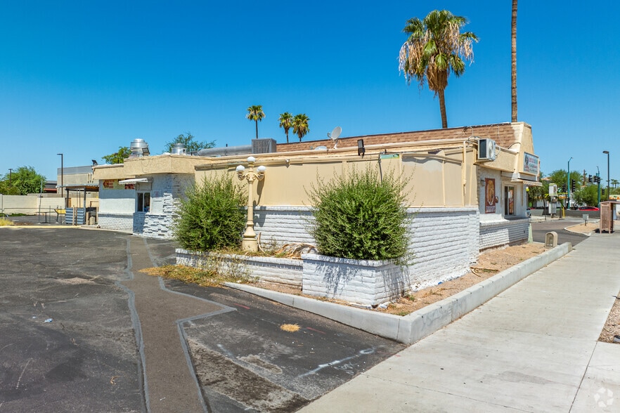 More Photos Of 7830 N 19th Ave, Phoenix Restaurant For Sale