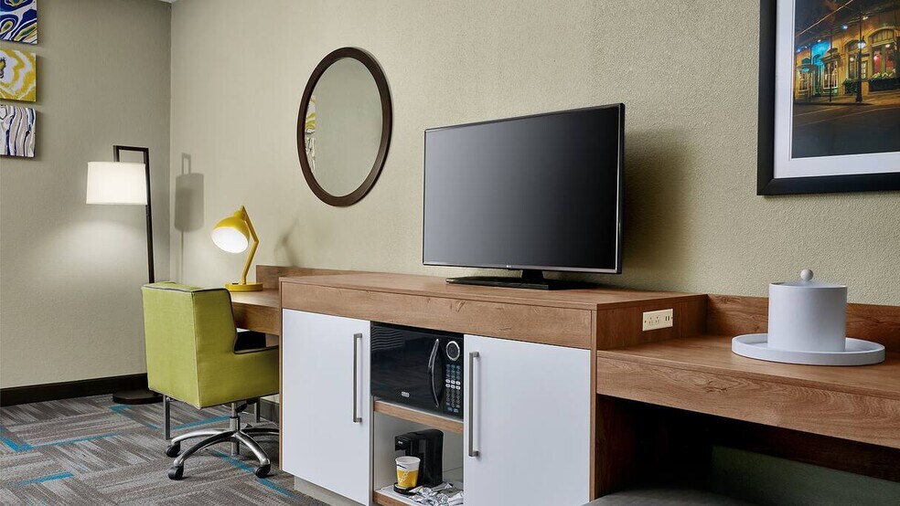 More Photos Of 68700 Highway 190 Service Rd, Covington Hotel For Sale