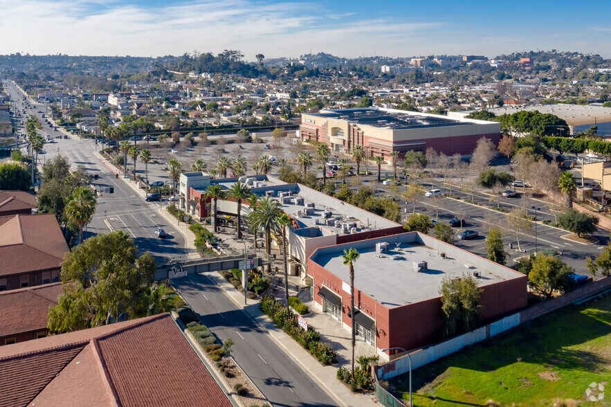 More Photos Of 1127-1131 S Fremont Ave, Alhambra Storefront For Lease