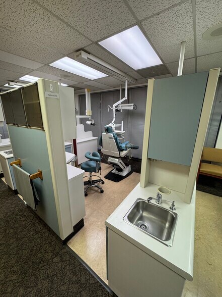 More Photos Of 3895 SW 185th Ave, Beaverton Medical For Lease