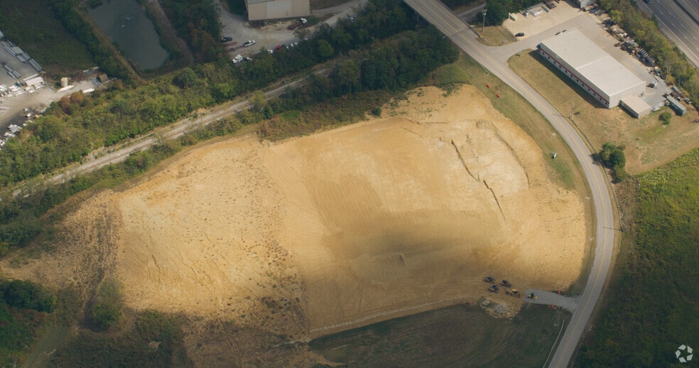 More Photos Of 1001 Rolling Hills Ln, Winchester Distribution For Lease