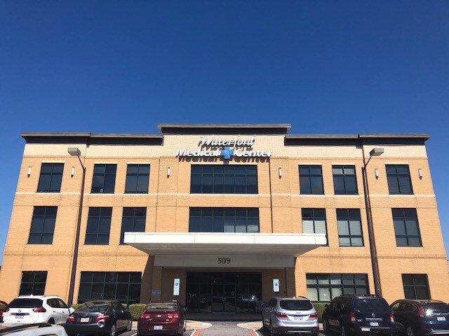 More Photos Of 509 Olde Waterford Way, Leland Office For Lease