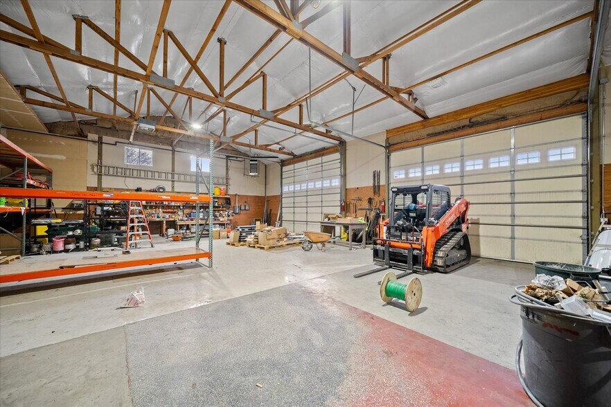 More Photos Of 17220 E Cowley Ave, Spokane Valley Warehouse For Sale