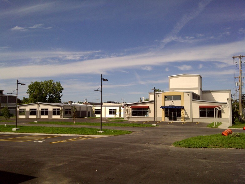 Primary Photo Of 18-22 Masse Pl, Batavia Warehouse For Lease