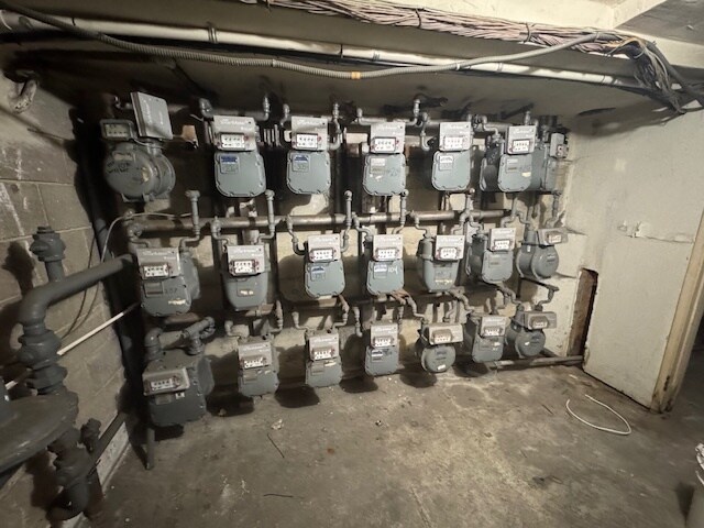 More Photos Of 273 Macarthur Blvd, Oakland Apartments For Sale