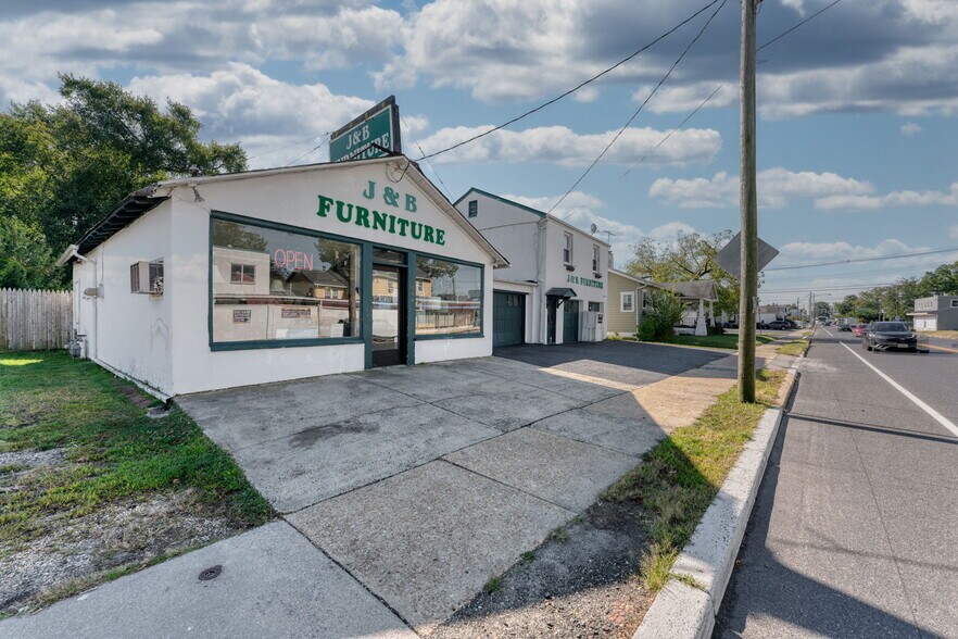 More Photos Of 504 Rt-35, Neptune Freestanding For Sale