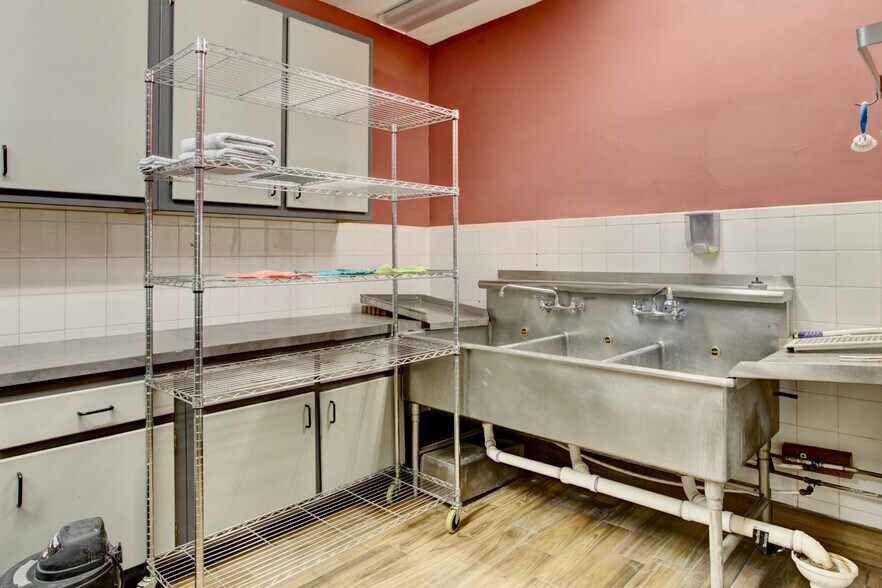 More Photos Of 14770 US Highway 285, Salida Restaurant For Sale