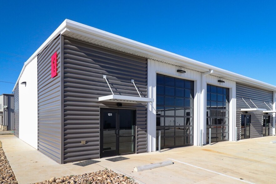 Primary Photo Of 181 Market, Georgetown Unknown For Lease