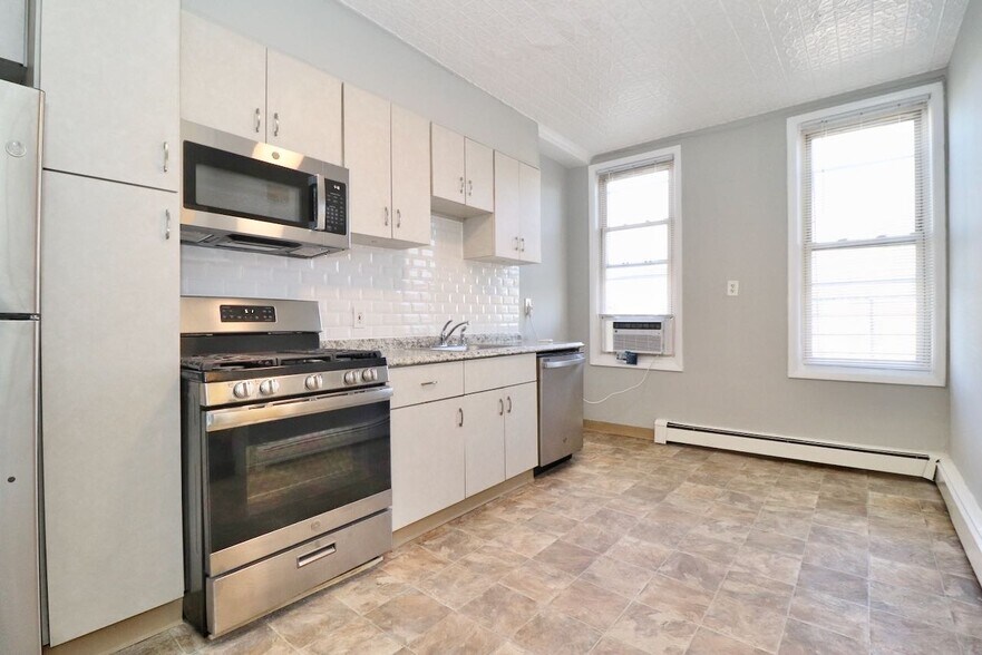More Photos Of 227 Clinton St, Hoboken Apartments For Sale