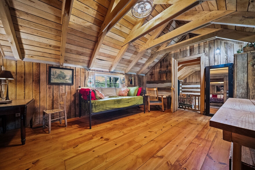 More Photos Of 129 Vaughan Rd, Eldon Lodge Meeting Hall For Sale