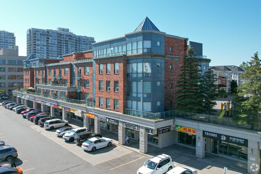 More Photos Of 7378 Yonge St, Vaughan Apartments For Sale