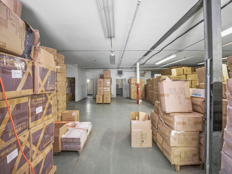 More Photos Of 1434-1440 County Rd, Wantage Warehouse For Sale