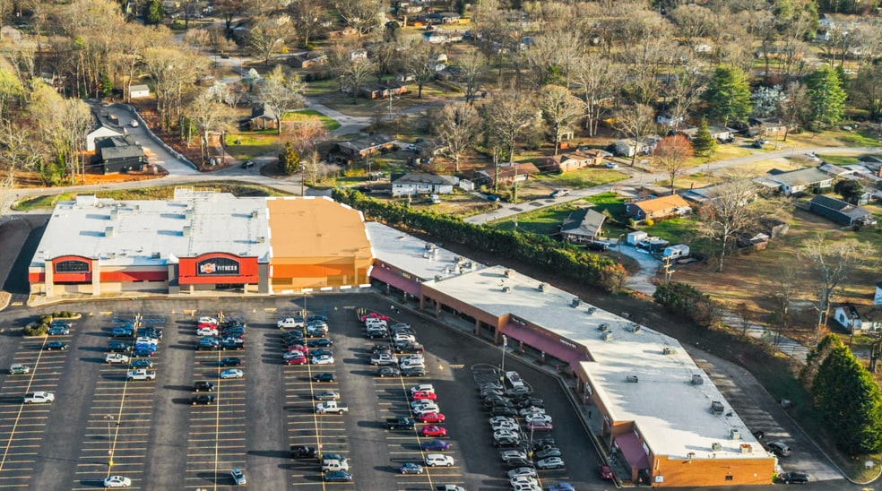 Primary Photo Of 201-273 W Butler Rd, Mauldin General Retail For Lease
