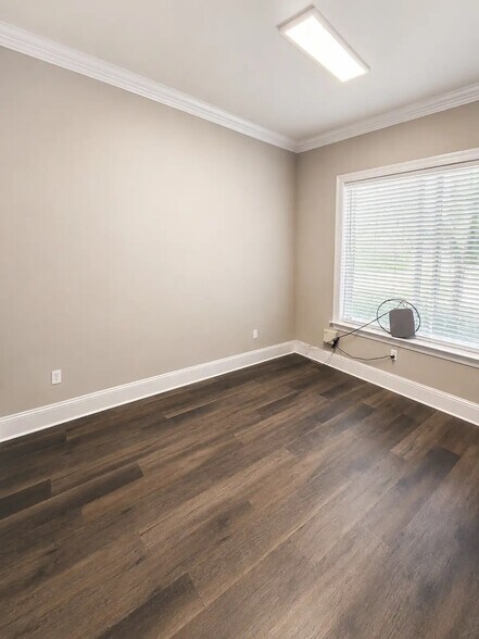 More Photos Of 421-423 N Florida St, Covington Loft Creative Space For Lease