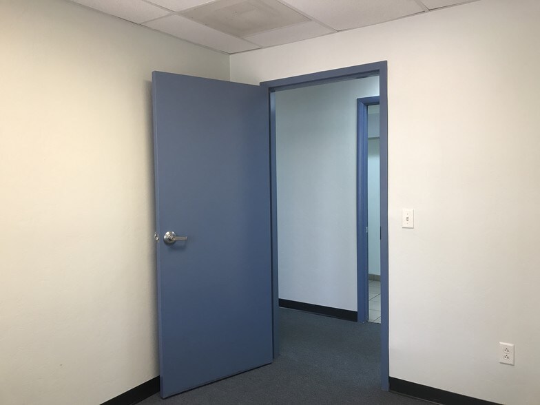 More Photos Of 1310 W St Marys Rd, Tucson Medical For Lease