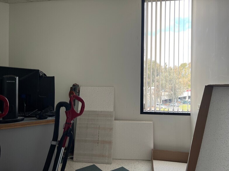 More Photos Of 15141 Whittier Blvd, Whittier Medical For Lease