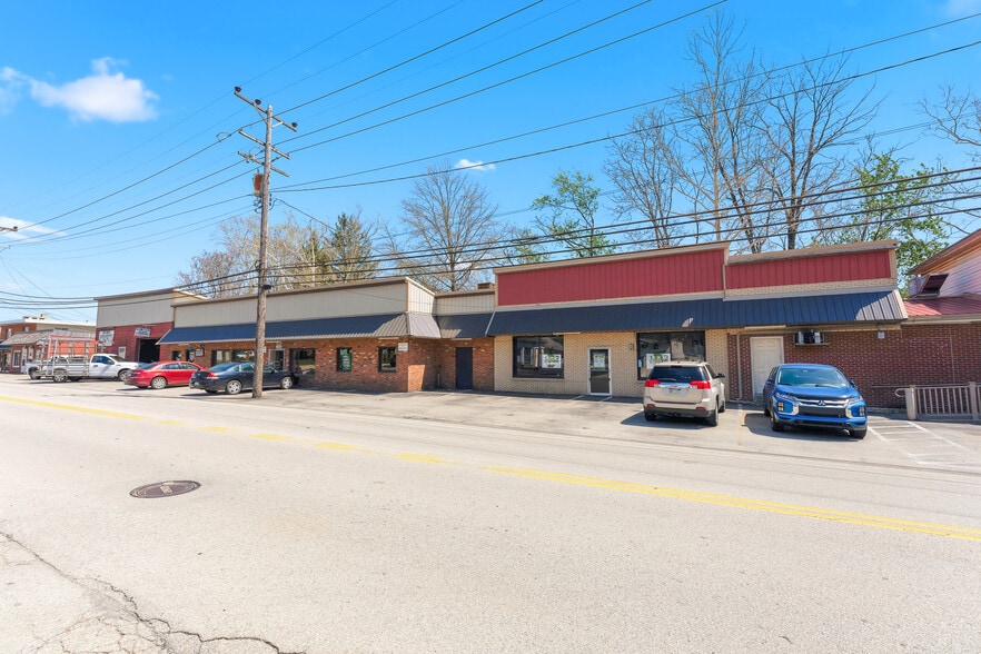 More Photos Of 365-371 S Mount Vernon Ave, Uniontown Freestanding For Sale